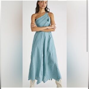 Free People Bella Maxi size small, zipper on side